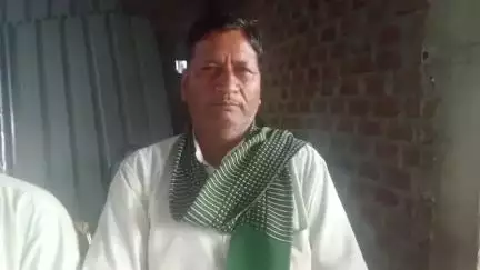 आज ग्राम बारवा मैं प्रदेश अध्यक्ष राम जगदीश दांगी भारतीय किसान यूनियन महाशक्ति लख्मीचंद दांगी सुचना मंत्री राजेश दांगी मंडल अध्यक्ष रामेश्वर सविनय निर्णय लिया गया ग्राम बारवा जोड़ का नाम दांगी पुरा बजरंग चौराया बारवा जोड़ रखा गया है जय संवि