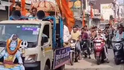 बरेली: महाभारत काल में स्थापित प्रचण्ड बाबा धोपेश्वर नाथ मंदिर पर किया गया विशाल रुद्धाभिषेक व श्रंगार