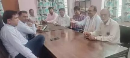 गोरखपुर: रा.क.स. परिषद की बैठक डिप्लोमा इंजीनियरिंग संघ भवन में संपन्न, परिषद ने आउटसोर्सिंग सेवा निगम के लिए CM का आभार व्यक्त किया