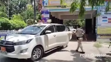 कहरा: समाहरणालय में भारत निर्वाचन आयोग के उप निर्वाचन आयुक्त ने पुनरीक्षण अभियान की समीक्षा बैठक की, दिए निर्देश