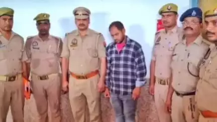 निचलौल: सिसवा स्टेशन पर शराब तस्कर को गिरफ्तार किया, आरपीएफ-जीआरपी ने की संयुक्त कार्रवाई