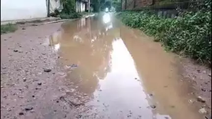 କେନ୍ଦୁଝର ସହର: ରାସ୍ତାକୁ କଂକ୍ରିଟ କରିବାକୁ ମଲ୍ଲୀପଶି ଗ୍ରାମ କୁମ୍ଭାର ସାହି  ଲୋକଙ୍କ ଦାବି #jansamasya