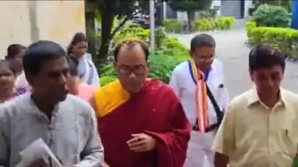 ইংরেজবাজার: রাষ্ট্রীয় বৌদ্ধ মহাসভার উদ্যোগে এক দিবসীয় জনসভার আয়োজন মালদা শহরের রথবাড়ি এলাকায়