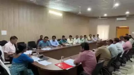कोटपूतली बहरोड के जिला कलेक्टर ने ली साप्ताहिक समीक्षा बैठक, दिए निर्देश