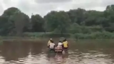 करौली: बरखेड़ा नदी में डूबे अधेड़ व्यक्ति की मौत, सिविल डिफेंस की टीम ने शव को बाहर निकाला