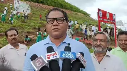 ରାୟଗଡା: ବାରିଝୋଲାରେ ୭୬ ତମ ବନ ମହୋତ୍ସବ ସପ୍ତାହ ପାଳନ ଉତ୍ସବରେ ଅତିଥି ଭାବେ ଯୋଗ ଦେଇ ରାୟଗଡା ବିଧାୟକ କାଡ୍ରାକା ଆପଲସ୍ୱାମୀଙ୍କ ପ୍ରତିକ୍ରିୟା