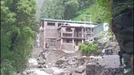 धर्मशाला: खनियारा मनूणी खड्डू हादसे में लापता आठवें व्यक्ति की तलाश का सर्च अभियान जारी है, धर्मशाला में बोली एसएसपी कांगड़ा