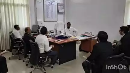 खलीलाबाद: राष्ट्रीय मध्यस्थ अभियान के सफल आयोजन पर जिला जज ने समस्त न्यायिक अधिकारियों के साथ की बैठक