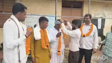 દિયોદર: ના ઓઢા ગ્રામ પંચાયત કચેરીમાં સરપંચ અને ડે સરપંચે આજે ચાર્જ સંભાળ્યો