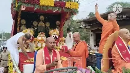 आगर: आगर में पहली बार निकली भगवान श्री जगन्नाथ की भव्य रथयात्रा, श्रद्धालुओं ने खींचा रथ