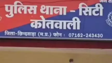 छिंदवाड़ा नगर: छिंदवाड़ा: बुधवारी बाजार में बारिश के बीच दुकान से चोर ₹35 हजार और साउंड सिस्टम ले उड़ा