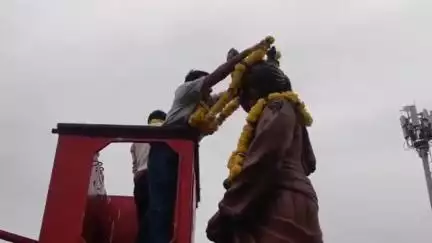 આમ આદમી પાર્ટીના પ્રદેશ અધ્યક્ષ ઈસુદાનભાઈ ગઢવી ભાવનગરની મુલાકાતે, નીલમબાગ ખાતેથી પ્રતિક્રિયા આપી