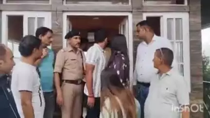 नैनीताल: मल्लीताल क्षेत्र में स्कूटी को मारी टक्कर, फिर स्वामी को पीटा, पुलिस ने तीन के खिलाफ की चालानी कार्रवाई
