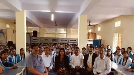 बासोदा: बासौदा के कन्या विद्यालय में विधिक साक्षरता शिविर का आयोजन, कानूनी अधिकारों की जानकारी दी गई