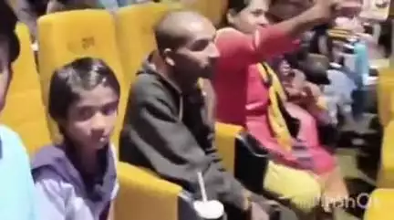नाशिक: जिल्हा परिषद मार्फत जिल्हयातील दिव्यांग विद्यार्थ्यांना सीटी सेंटर मॉल येथे दाखवण्यात आला सितारे जमीन पर सिनेमा