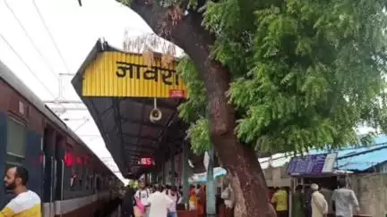 जावरा: जावरा में भी 90 डिग्री रेलवे अंडर ब्रिज बन रहा जो चर्चा में है, रहवासियों ने बताया कैसे होगी दुर्घटना   #Jansamasya