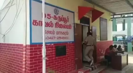 சேலம்: கருப்பூர் கோட்ட கவுண்டம்பட்டி அடுத்தடுத்து இரண்டு வீட்டின் பூட்டை உடைத்து பணம் திருட்டு போலீசார் விசாரணை