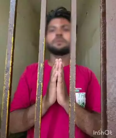 एत्मादपुर: मोहर्रम जुलूस के दौरान फिलिस्तीन का झंडा लहराने वाले अभियुक्त को घाट से किया गया गिरफ्तार