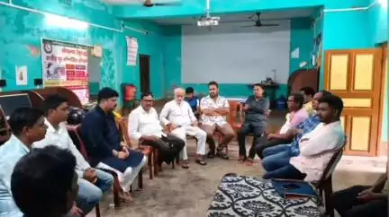 শালবনি: ২১ জুলাই শহীদ দিবস এবং শহীদ দিবসের প্রচারে আগামী ১২ জুলাই আয়োজিত মহা মিছিলের প্রস্তুতি সভা শালবনীতে