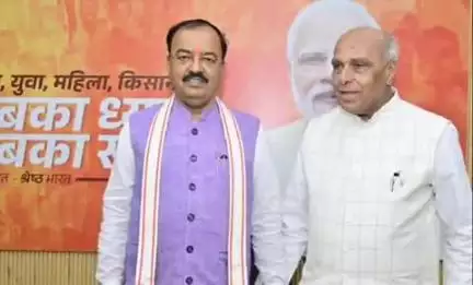 शोहरतगढ़: सांसद जगदंबिका पाल ने लखनऊ में उपमुख्यमंत्री केशव प्रसाद मौर्य से की मुलाकात