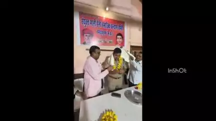 होशंगाबाद नगर: अंकुर क्लब में एसडीओपी के स्थानांतरण पर संयुक्त माली सैनी सामाजिक कल्याण समिति ने किया विदाई समारोह