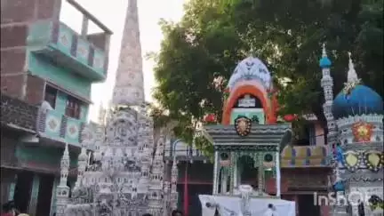 सासाराम: सासाराम में कड़ी सुरक्षा के बीच मोहर्रम पर्व के अवसर पर ताजिया जुलूस निकाली गई