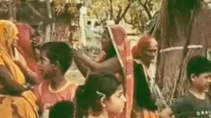 प्रतापगढ़: मां चंडिका देवी धाम में बने तालाब में संदिग्ध परिस्थितियों में मिला बुजुर्ग का शव, पुलिस ने शव पोस्टमार्टम के लिए भेजा