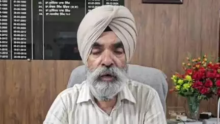 ਗੁਰਦਾਸਪੁਰ: ਝੋਨੇ ਦੀ ਬਿਜਾਈ ਦੌਰਾਨ ਖੇਤਾਂ ਵਿੱਚ ਕਿਸਾਨ ਗੈਰ ਜਰੂਰੀ ਖਾਦਾਂ ਅਤੇ ਦਵਾਈਆਂ ਦਾ ਛਿੜਕਾਓ ਨਾ ਕਰਨ-- ਮੁੱਖ ਖੇਤੀਬਾੜੀ ਅਫਸਰ ਡਾਕਟਰ ਅਮਰੀਕ ਸਿੰਘ