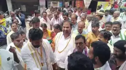 అర్హత ఉన్న ప్రతి ఒక్కరికి ప్రభుత్వం పథకాలు అందిస్తాం: ముమ్మిడివరం లో ఎంపీ హరీష్ మాధుర్