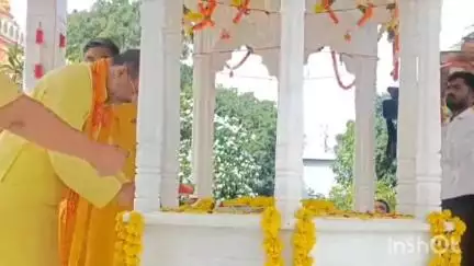 मनावर: ग्राम सिंघाना में मां गायत्री शक्तिपीठ पर समारोह का आयोजन किया गया