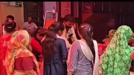સાવલી: સાવલી નગરમાં જયા પાર્વતી વ્રત નિમિત્તે રેડીમેડ જવારા નું ધૂમ વેચાણ,  ઘરાકી નીકળતા વેપારીઓમાં ખુશી