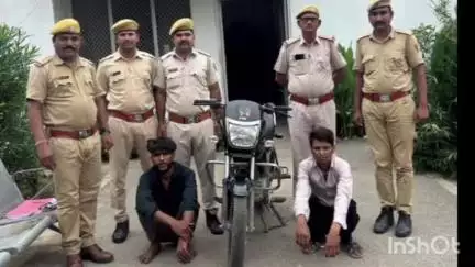 सलूम्बर: झल्लारा थाना पुलिस ने मोटरसाइकिल चोरी का किया खुलासा, 48 घंटे में 2 आरोपियों को किया गिरफ्तार