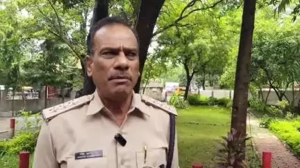 मंडला: जिले के फूलसागर मंडोरी नाले में मिला अज्ञात व्यक्ति का शव, SDERF जिला कमांडेंट नरेश साहू ने दी जानकारी