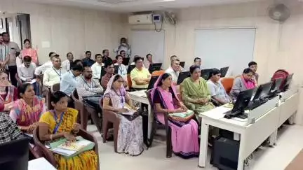 रतलाम: निर्वाचक नामावली को त्रुटि रहित बनाने के लिए 7 से 11 जुलाई तक राष्ट्रीय प्रशिक्षण कार्यक्रम: जिला जनसंपर्क