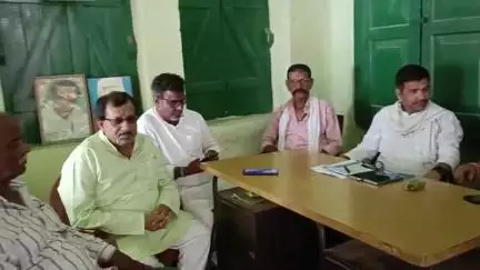 सुपौल: सुपौल पहुंचे जिला कांग्रेस प्रभारी जैयेद्र रमौला, कार्यकर्ताओं ने किया गर्मजोशी से स्वागत