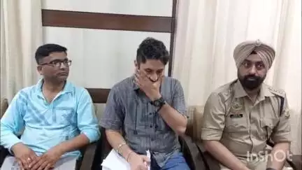 मंडी: जंजैहली से थुनाग सड़क को बहाल करने के लिए उपायुक्त ने युद्ध स्तर पर कार्य करने की जानकारी दी