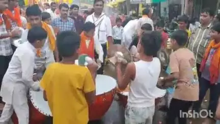 हरसूद: नया हरसूद छनेरा का भ्रमण कर दादाजी का रथ, दादाजी धाम खंडवा के लिए रवाना