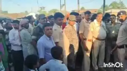 मधेपुर: महपतिया समेत चार गांवों में सोमवार शाम ताजिया मिलानी सह पहलाम हुआ, विधि-व्यवस्था के लिए पुलिस कर्मी तैनात रहे