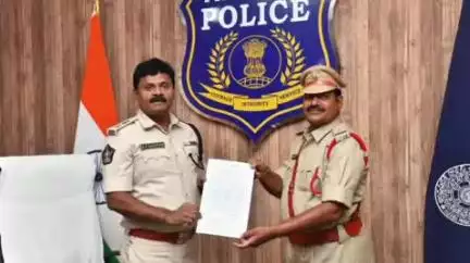 పదిమంది హెడ్ కానిస్టేబుల్ లకు ఏఎస్ఐలుగా ప్రమోషన్ కల్పిస్తూ ఉత్తర్వులు ఇచ్చిన జిల్లా ఎస్పీ