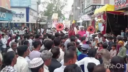 मल्हारगढ़: पिपलियामंडी में कर्बला के लिए ताज़िए रवाना, जगह-जगह सजी छबीले, देर रात पहुंचेंगे ताज़िए