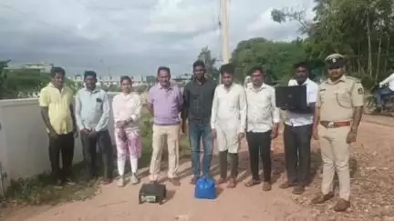 ಶಿಡ್ಲಘಟ್ಟ: ಗಾಂಜಾದೊಂದಿಗೆ ಸುಗುಟೂರು ಗ್ರಾಮದಿಂದ ಜಂಗಮಕೋಟೆಗೆ ಹೋಗುತ್ತಿದ್ದ ಆರೋಪಿ ಬಂಧನ