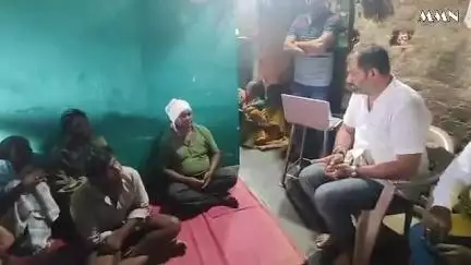 वर्धा: शाळा प्रवेशासाठी पैसे नसल्याने लोनसावळी येथील विद्यार्थिनीने घेतला गळफास; खासदार अमर काळे यांनी दिली भेट