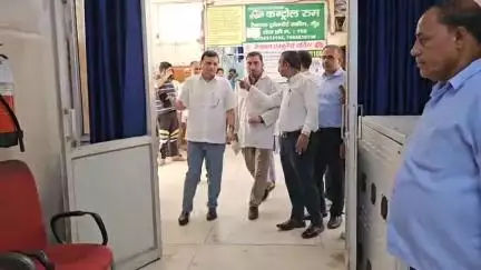 नूह: जिला अस्पताल का उप निदेशक ने किया निरीक्षण, सुधार के लिए अधिकारियों को दिए दिशा निर्देश
