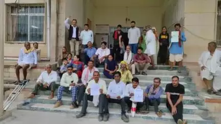 झालरापाटन: जिला विकलांग संघ ने विभिन्न मांगों व समस्याओं को लेकर मिनी सचिवालय में मुख्यमंत्री के नाम DM को दिया ज्ञापन