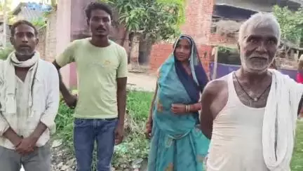 मेहदावल: नटेलवा टोला में करोड़ों की लागत से बनी पानी की डंकी हुई बेकार, ग्रामीणों ने किया प्रदर्शन #jansamasya