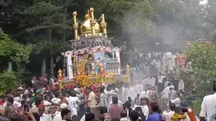 बड़वाह: बड़वाह: चोरल नदी कर्बला पर ताजियों का विसर्जन, मुस्लिम अंजुमन कमेटी ने अधिकारियों का सम्मान किया
