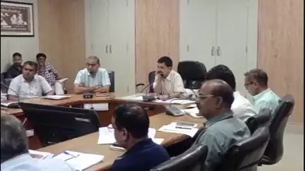 नागौर: नागौर में जिला कलेक्टर ने फ्लैगशिप योजनाओं को लेकर बैठक की, कोताही नहीं बरतने के दिए निर्देश