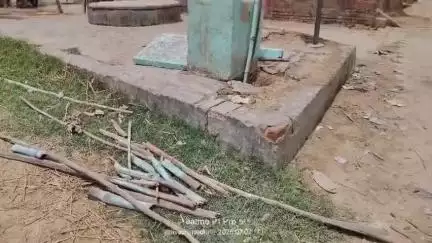 महसी: मानिकपुर में धार्मिक स्थल पर तोड़फोड़ का आरोप, पुलिस ने मुकदमा दर्ज कर शुरू की जांच