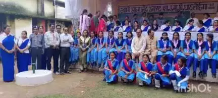 बस्तर: घाटलोहंगा स्कूल में जिला स्तरीय 'एक पेड़ मां के नाम' कार्यक्रम का आयोजन, कलेक्टर सहित जनप्रतिनिधि हुए शामिल