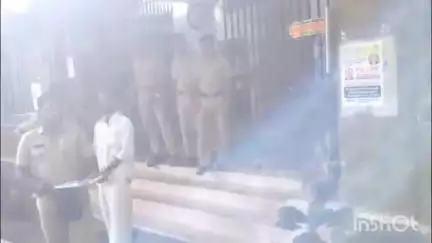 അടൂര്‍: പറന്തലിൽ പിതാവിനെ വീട്ടിൽ കയറി മർദ്ദിച്ച മകനെ പന്തളം പോലീസ് അറസ്റ്റ് ചെയ്തു